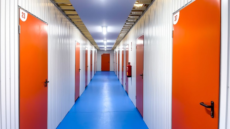 Full Storage