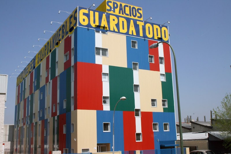ESPACIOS GUARDATODO BARAJAS "TRASTEROS