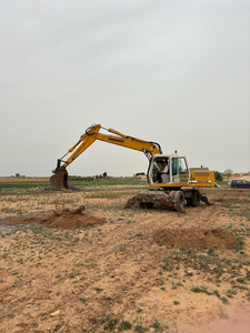 TRANSPORTES GRÚAS Y EXCAVACIONES
