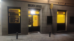 GOLDEN LOCKER