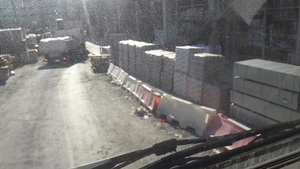 CAMIONS OBRAMART DESCARREGA TRÀILER