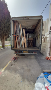 TRANSPORTES Y MUDANZAS ANDONI