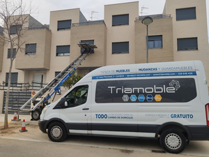 Triamoble