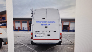 TRANSPORTES Y MUDANZAS DE