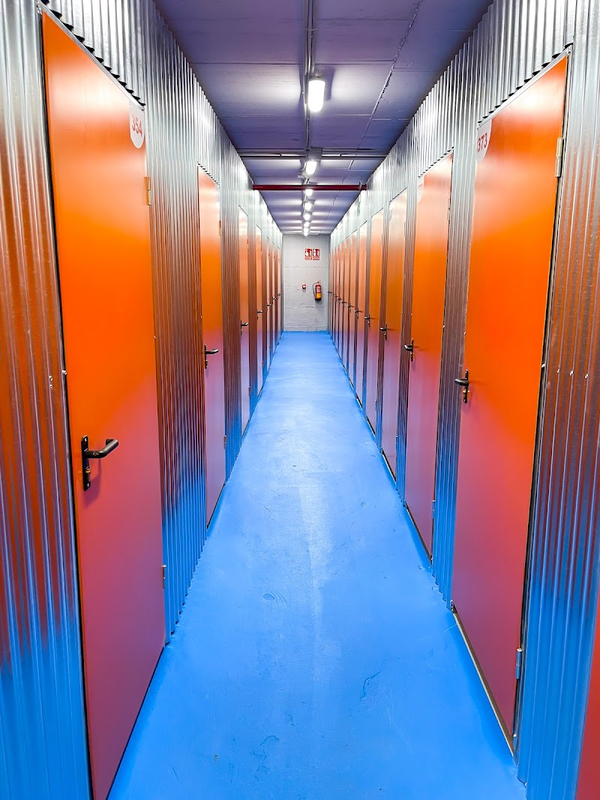 Full Storage