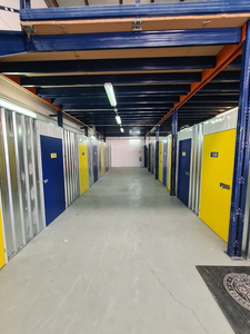 We Store 4 u