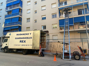 Mudanzas y Guardamuebles REX