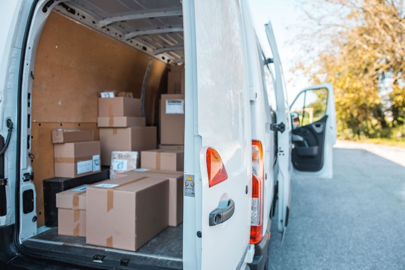 Mudanzas, Transportes y Envios