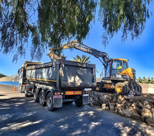 Transportes y Gruas Domer