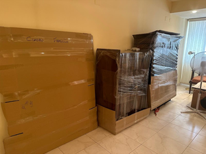 Mudanzas HARD WORK. Transportes