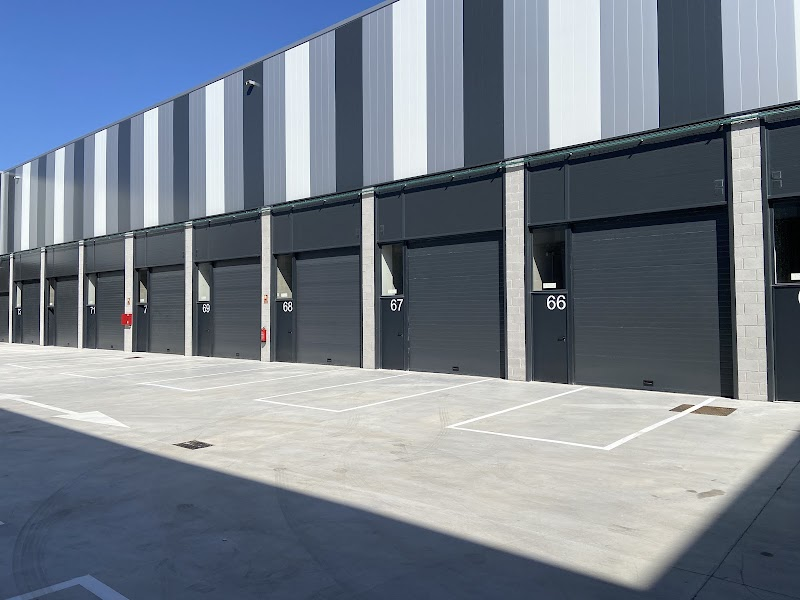 Naves pequeñas en alquiler