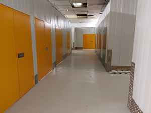 Box rent self storage