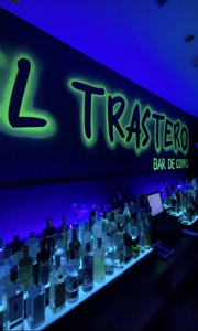 EL TRASTERO bar de
